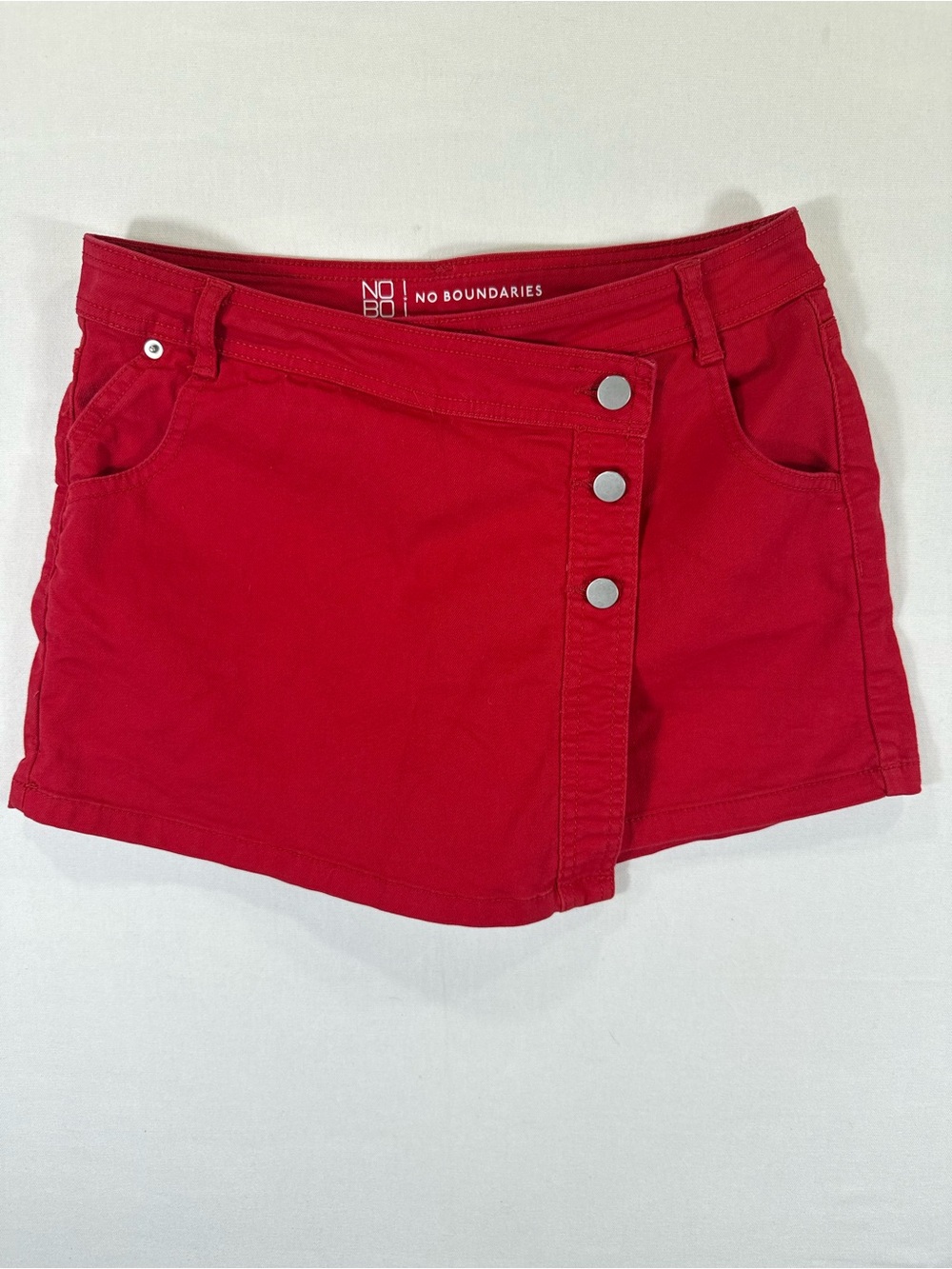 No Boundaries Red Button-Front Women's Skort